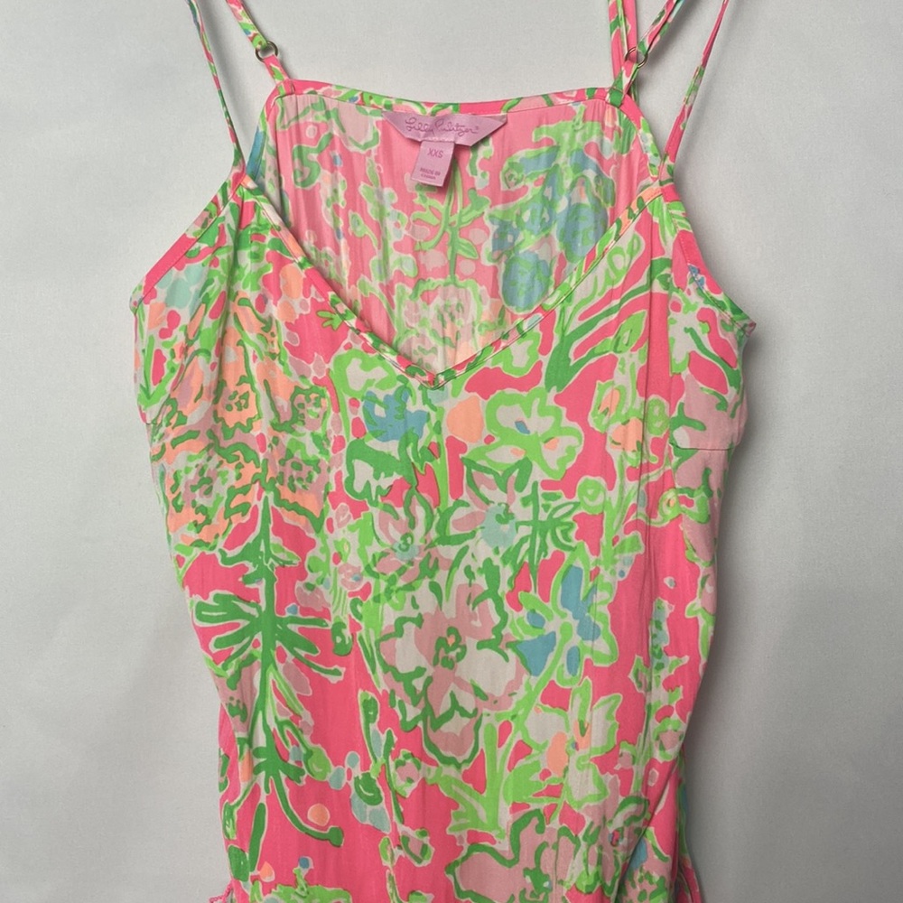 Lilly Pulitzer women’s romper XXS, pull on, adjustable straps, matching belt